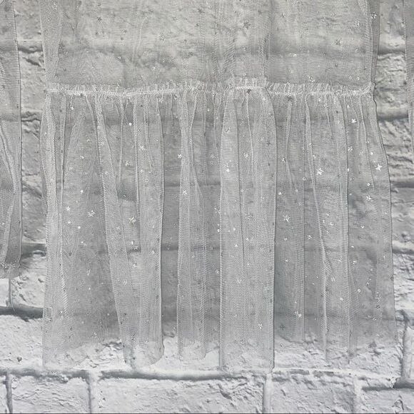 Girls white sheer ruffle bottom top w/stars 10-12 - Picture 2 of 6